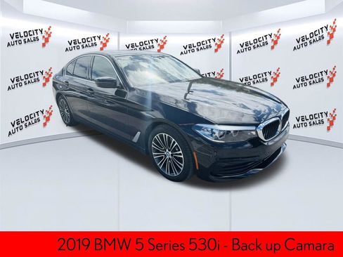 Used 2019 BMW 530i w/ Convenience Package image 1