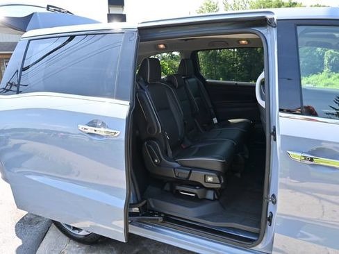 Used 2023 Honda Odyssey Elite image 20