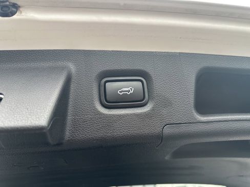 Used 2023 Hyundai Santa Fe Limited image 12