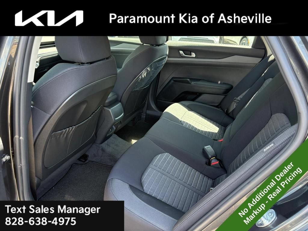 New 2026 Kia K5 LXS FWD image 19