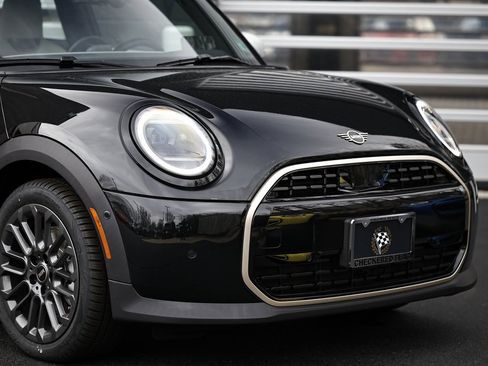 New 2026 MINI Cooper 2-Door Hardtop image 2