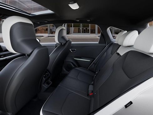 New 2026 Kia K4 GT-Line Turbo FWD image 18