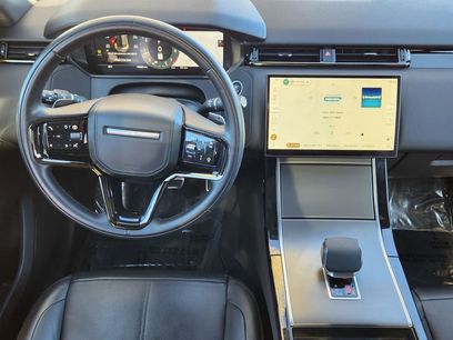Used 2025 Land Rover Range Rover Velar Dynamic SE