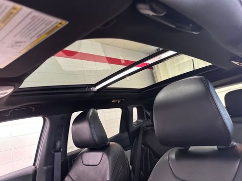 Certified 2023 Jeep Compass Limited w/ Elite Group image 10