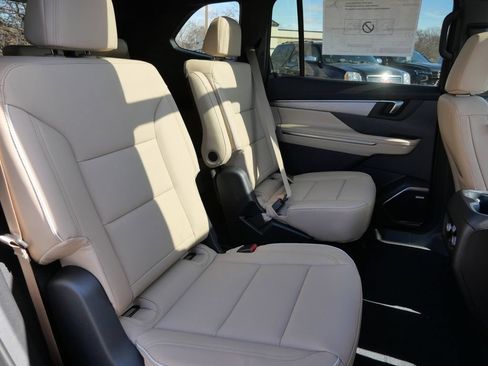 New 2026 Buick Enclave Preferred AWD/4WD image 28