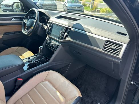 Used 2022 Volkswagen Atlas Cross Sport SEL Premium R-Line image 14