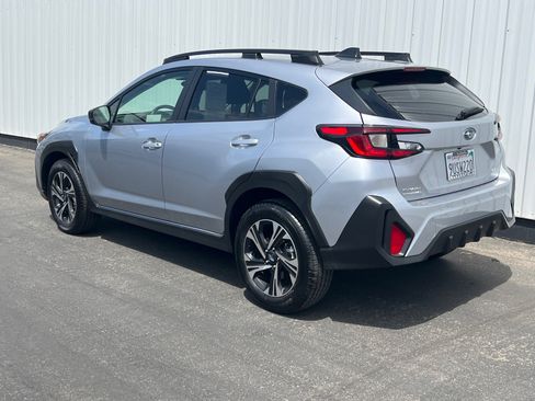 Certified 2025 Subaru Crosstrek 2.5i Premium AWD/4WD image 4