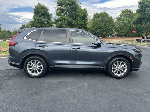 Used 2024 Honda CR-V EX-L image 10