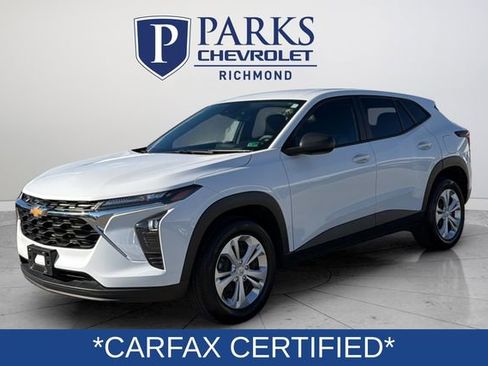 Certified 2024 Chevrolet Trax LS w/ Driver Confidence Package image 3