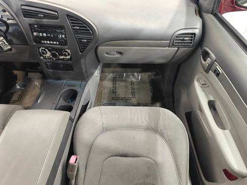 Used 2005 Buick Rendezvous CX image 19