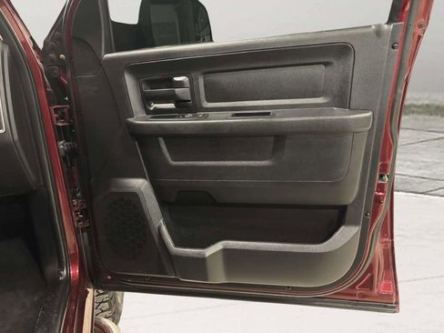 Used 2016 RAM 3500 Tradesman w/ Chrome Appearance Group image 26