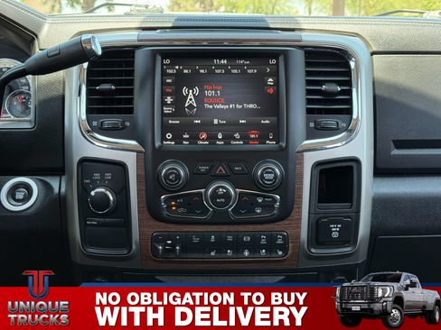 Used 2018 RAM 3500 Laramie w/ Cold Weather Group AWD/4WD image 38