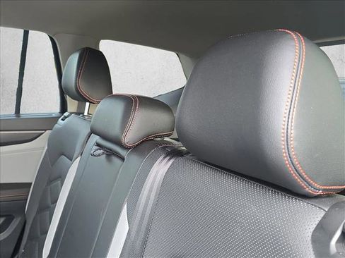 Used 2024 Volkswagen Atlas Peak Edition SE image 15