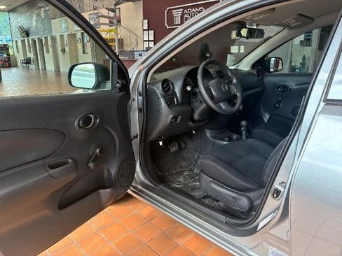 Used 2013 Nissan Versa S Plus image 13