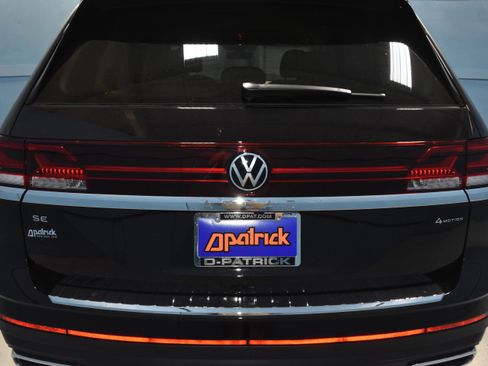 New 2026 Volkswagen Atlas SE image 22