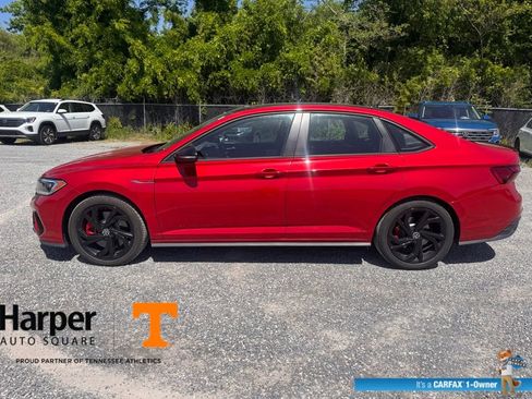 Used 2023 Volkswagen Jetta GLI Autobahn image 2