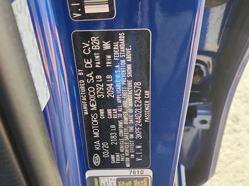 Used 2020 Kia Forte LXS FWD image 17