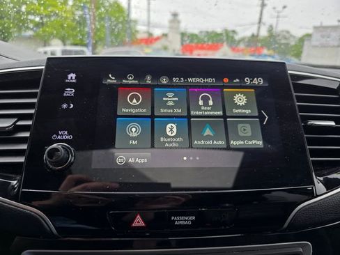 Used 2020 Honda Pilot Touring image 16