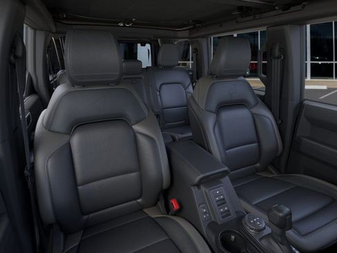 New 2025 Ford Bronco Outer Banks image 20