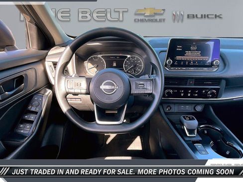 Used 2024 Nissan Rogue S AWD/4WD image 5