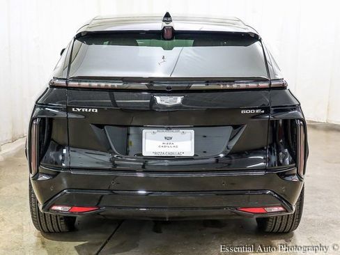 New 2025 Cadillac Lyriq Sport image 5