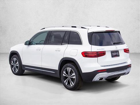 New 2026 Mercedes-Benz GLB 250 4MATIC image 7