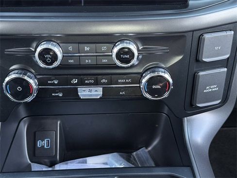 Used 2024 Ford F150 XLT w/ XLT Black Appearance Package image 19