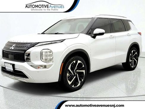 Used 2022 Mitsubishi Outlander SEL AWD/4WD image 1