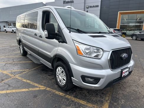 Used 2022 Ford Transit 350 XLT image 4
