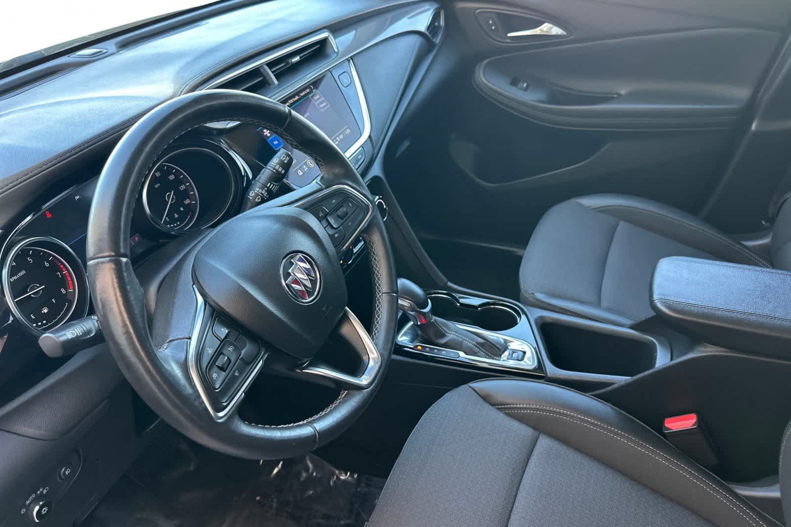 Used 2023 Buick Encore GX Preferred w/ Cold Weather Comfort Package FWD image 9