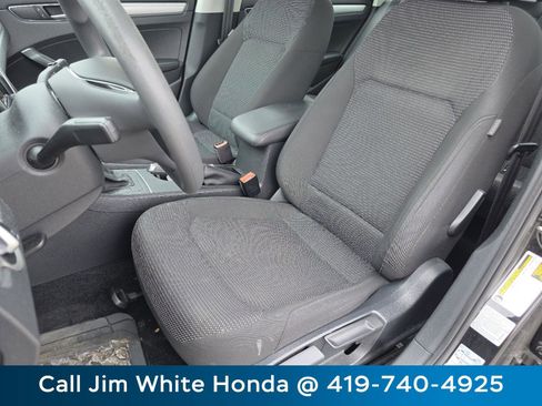 Used 2016 Volkswagen Passat 1.8T S image 24