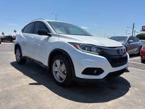 Used 2020 Honda HR-V Sport image 11