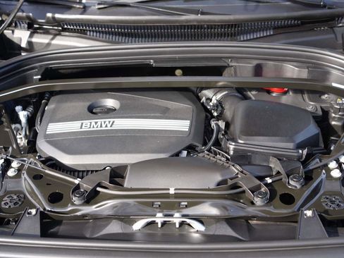 Used 2024 BMW X1 xDrive28i w/ Premium Package image 25