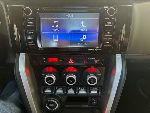 Used 2017 Subaru BRZ Limited image 17