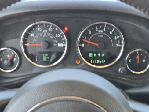 Used 2017 Jeep Wrangler Unlimited Sport w/ Quick Order Package 24S image 13