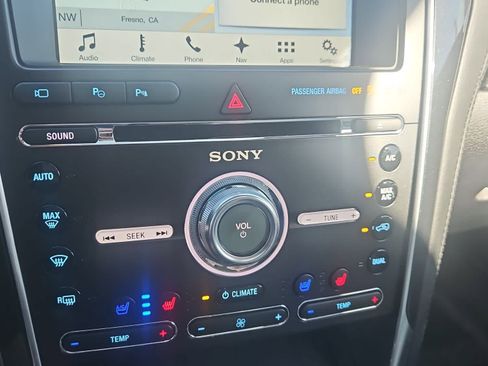 Used 2017 Ford Explorer Platinum AWD/4WD image 17