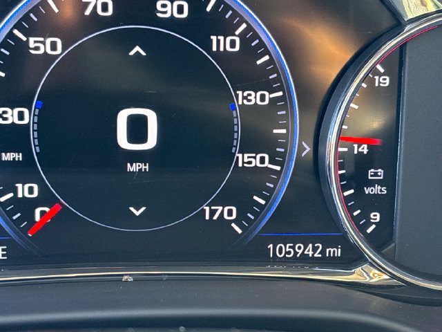 Used 2021 GMC Acadia Denali w/ Denali Technology Package FWD image 18