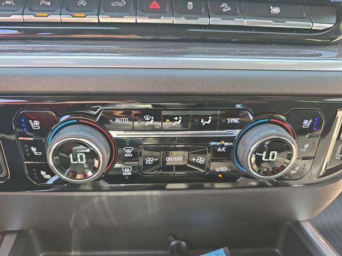 New 2026 Chevrolet Silverado 1500 LTZ w/ LTZ Premium Package image 25