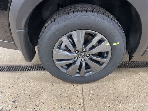 New 2026 Nissan Pathfinder SV image 37