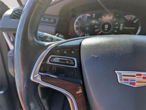 Used 2020 Cadillac Escalade Premium Luxury AWD/4WD image 26