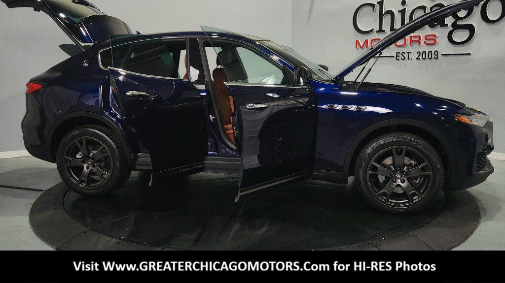 Used 2018 Maserati Levante AWD/4WD image 14
