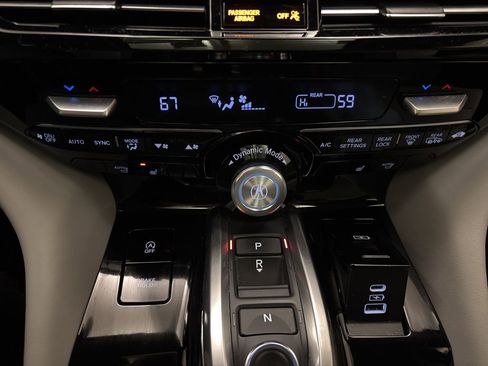 Used 2023 Acura MDX SH-AWD w/ Technology Package image 22