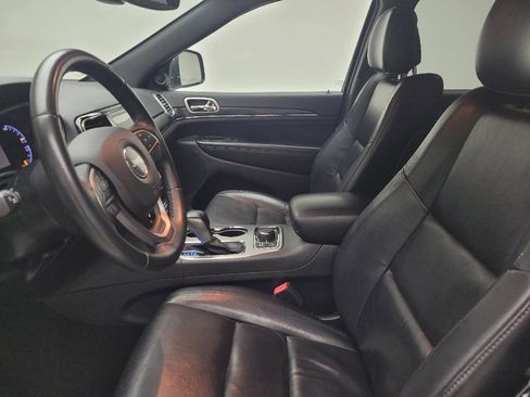 Used 2019 Jeep Grand Cherokee Limited AWD/4WD image 17