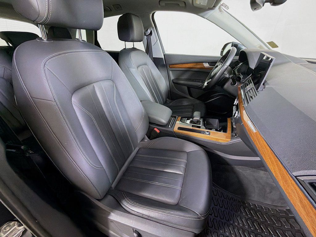 Used 2021 Audi Q5 2.0T Premium Plus w/ Premium Plus Package AWD/4WD image 25