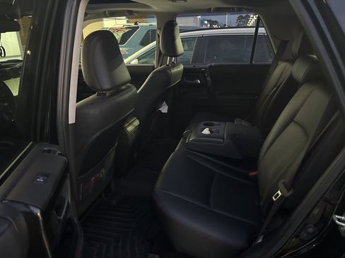 Used 2022 Toyota 4Runner TRD Off-Road Premium image 14