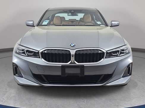 Used 2025 BMW 330i xDrive Sedan w/ Convenience Package image 3