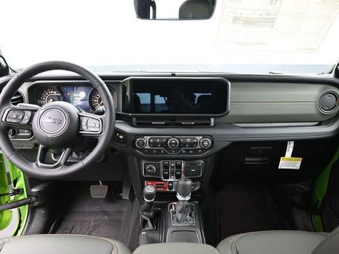 New 2026 Jeep Gladiator Mojave AWD/4WD image 22