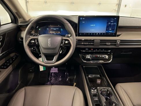 New 2025 Lincoln Corsair Grand Touring w/ Equipment Group 301A image 8