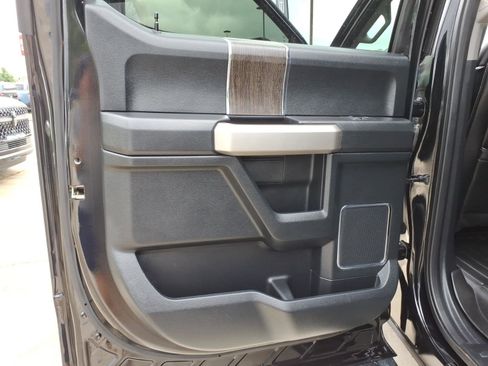 Used 2021 Ford F250 Lariat AWD/4WD image 17
