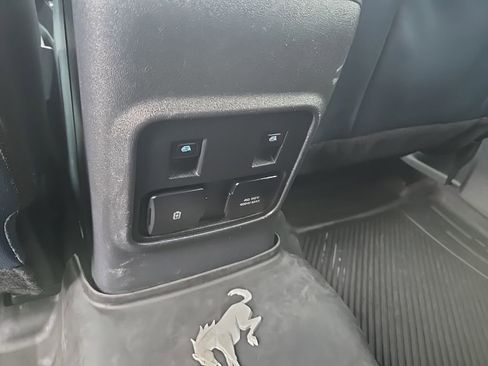 Used 2021 Ford Bronco Outer Banks image 24